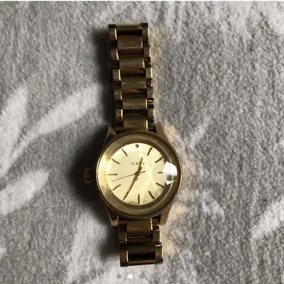 Nixon “The Facet” Watch - Picture 2 of 4